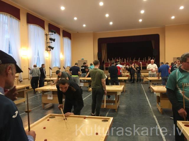 Novusa sacensības